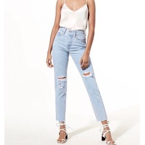 5 pairs on Levi’s Jeans